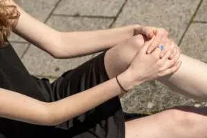 Knee Pain and How Osteopathic Treatment Can Help